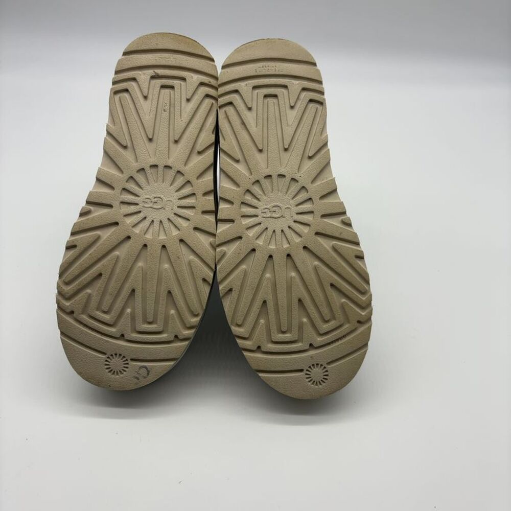 UGG UGG BOOTS - image 8